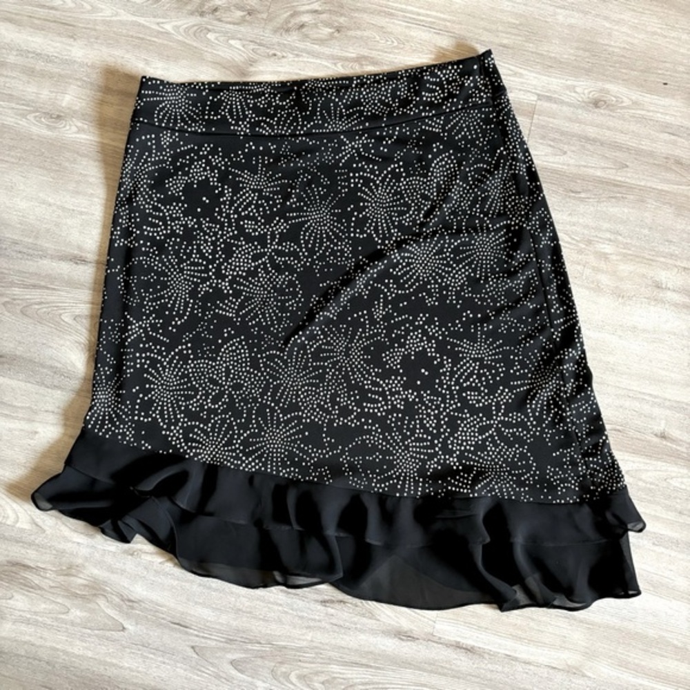 Kenneth Cole New York Black skirt Asymmetrical Ruffles Zipper Size Medium Floral